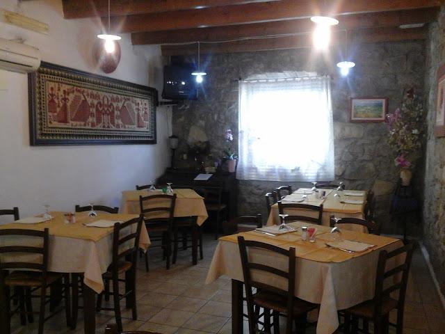 Locanda La Rosa Pauli Arbarei Εξωτερικό φωτογραφία
