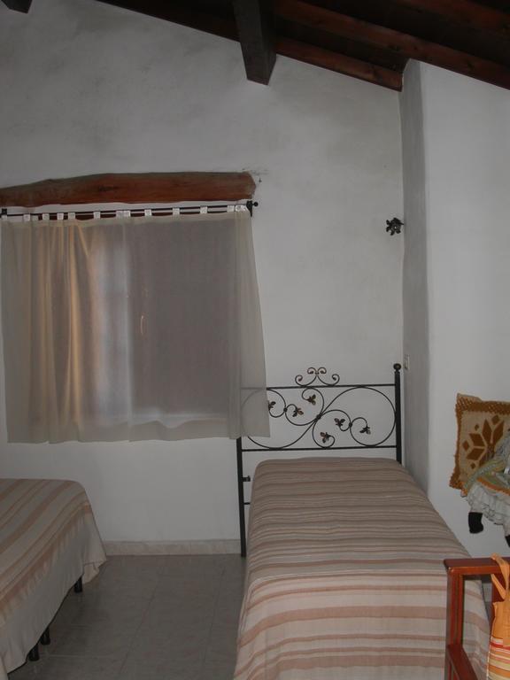 Locanda La Rosa Pauli Arbarei Εξωτερικό φωτογραφία